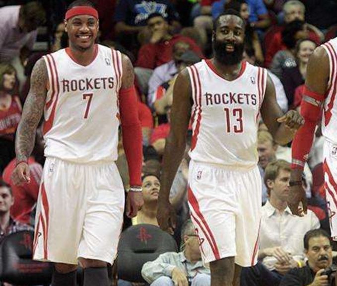 英媒：40岁C罗可能进行多次面部整形，鼻部重塑最为明显（英媒称40岁C罗疑多次整容，鼻部变化最明显）