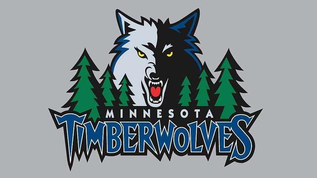 足球假动作心理博弈解析（足球假动作的心理攻防解读）