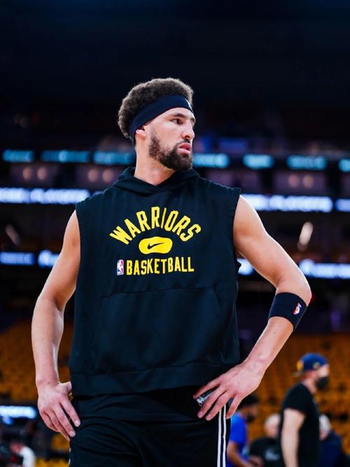 莱默尔：拜仁永远是个竞争激烈的鲨鱼池，必须拿出好的表现（莱默尔：拜仁竞争如“鲨鱼池”，唯有拿出顶级表现）