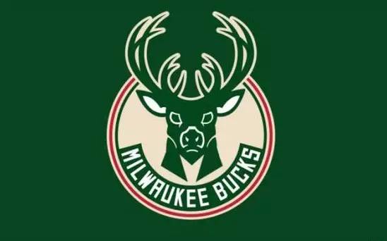 追星现场？这才是真正的双向奔赴！残特奥会赛场上，观众围着运动员们要签名！（这才是双向奔赴！残特奥会赛场成“追星”现场，观众争相向运动员要签名）