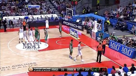 德甲第15轮指南：多特门兴上演普鲁士德比，汉堡盼爆冷法鹰（德甲第15轮看点：多特迎战门兴上演普鲁士德比，汉堡力争爆冷法鹰）