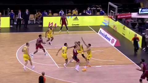 强强对决，拜仁本赛季德甲从未落后，勒沃库森每场都先进球（巅峰对决：拜仁本季德甲从未落后，勒沃库森场场先拔头筹）